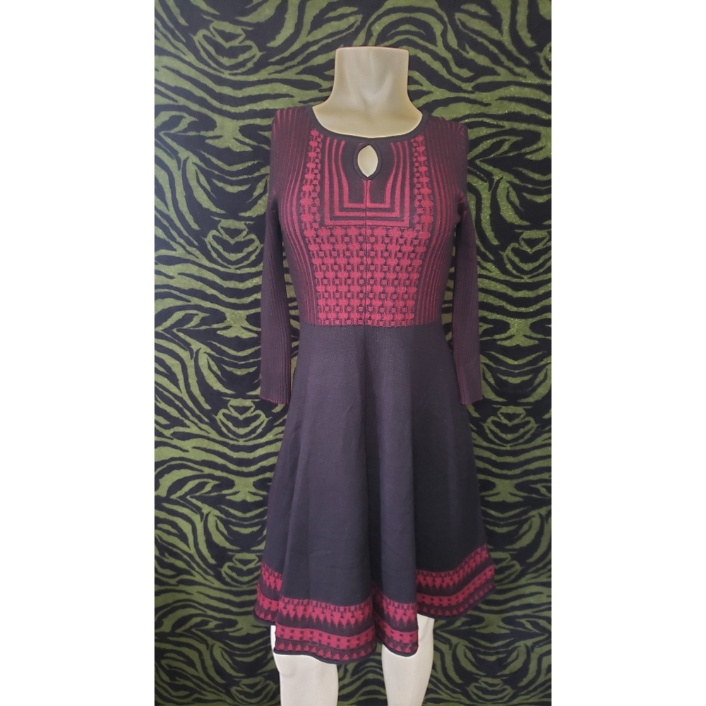Red & black l/s sweater skater dress size small